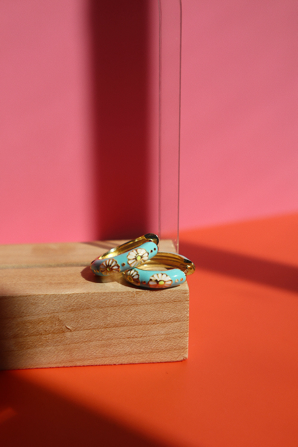Rue Huggie- Aqua/Neon Green