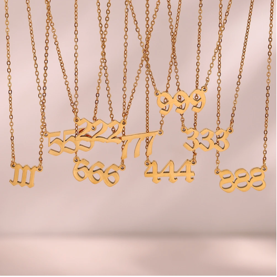 Izzy Necklace