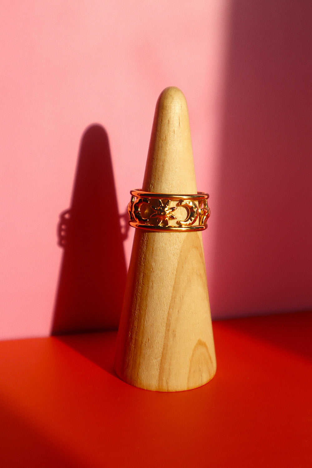 Sierra Adjustable Ring