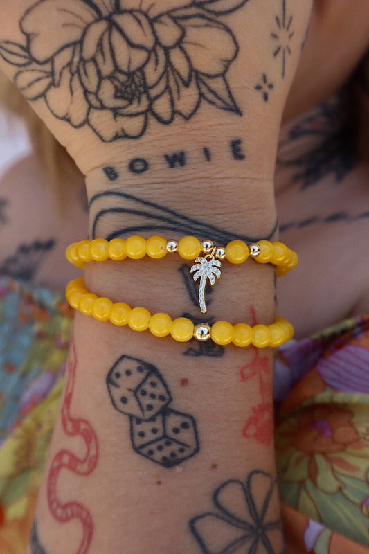 Daffodil Yellow Stacker
