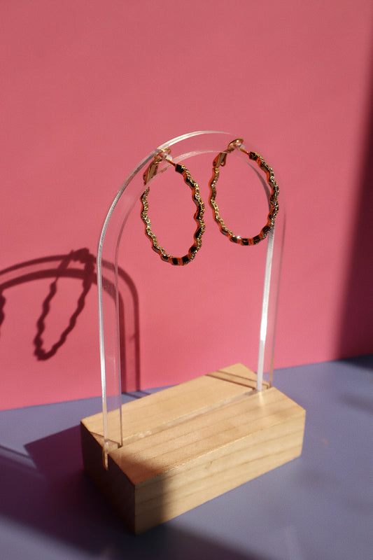 Greta Wavy Hoop