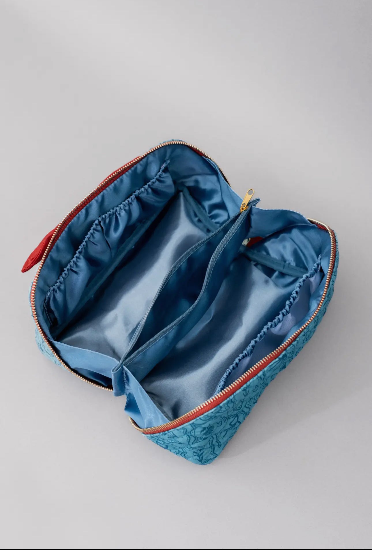 Flowers & Bows Makeup Bag