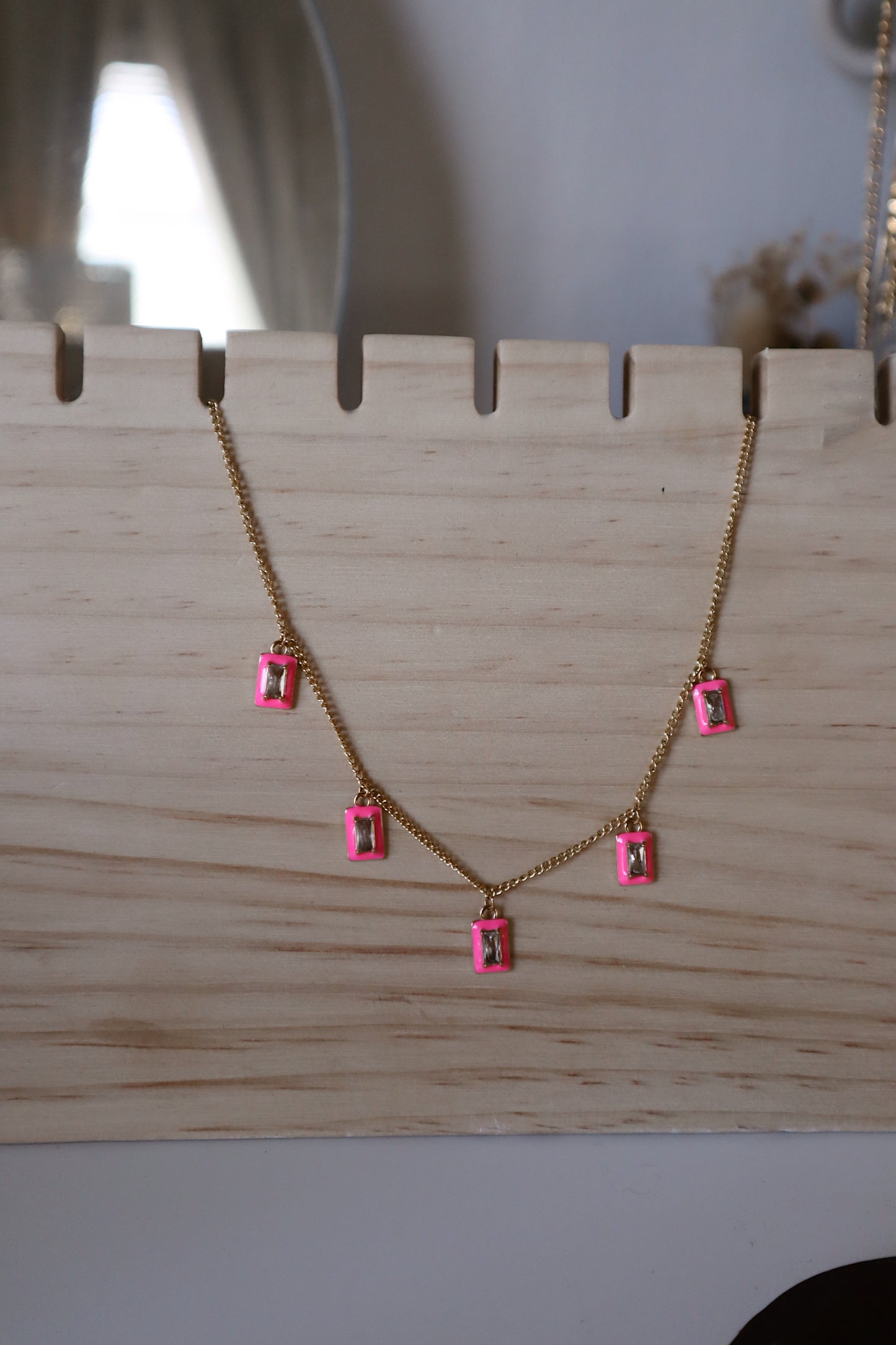 The Kasey Necklace - Pink