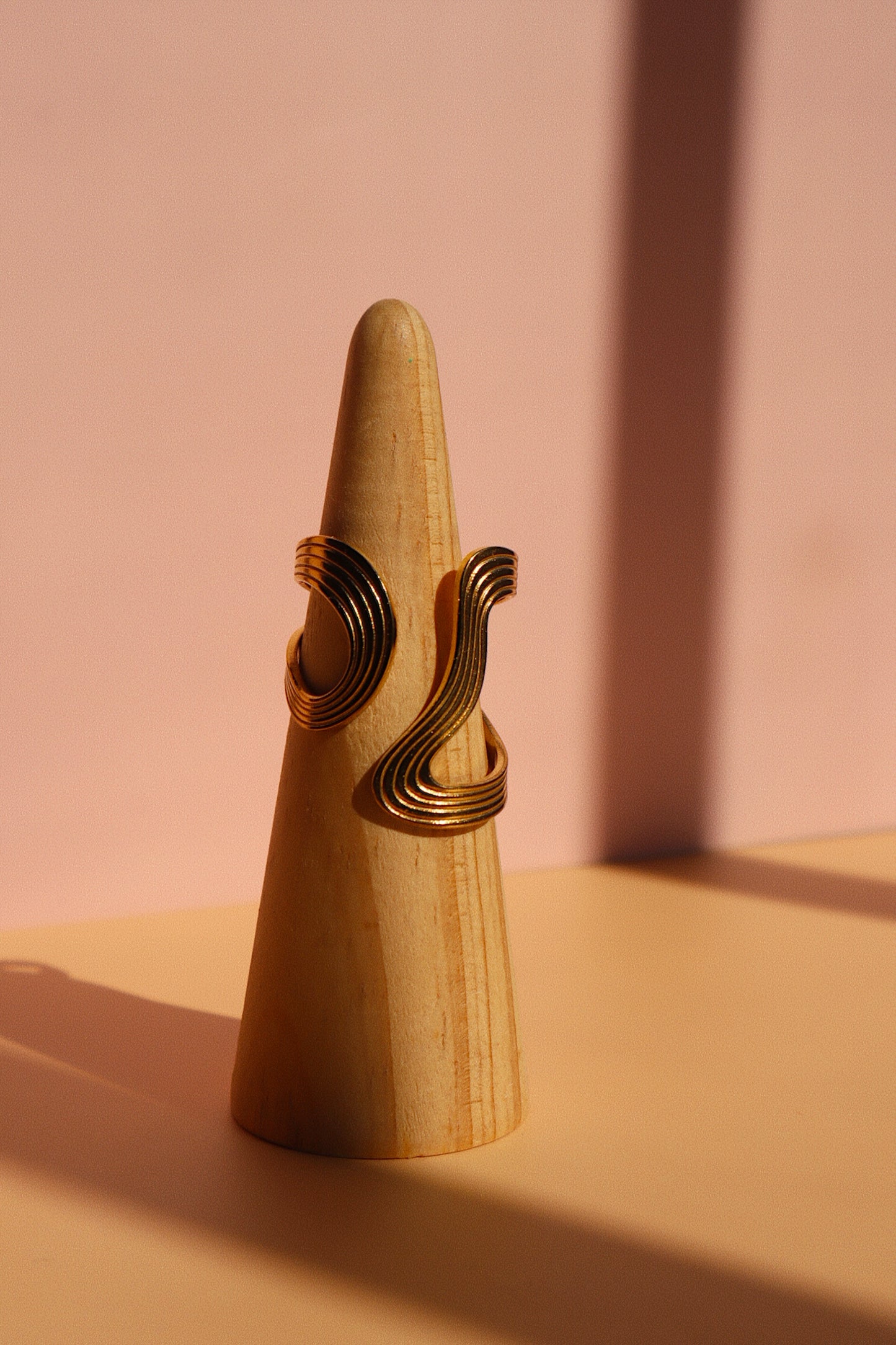 Wavy Adjustable Ring