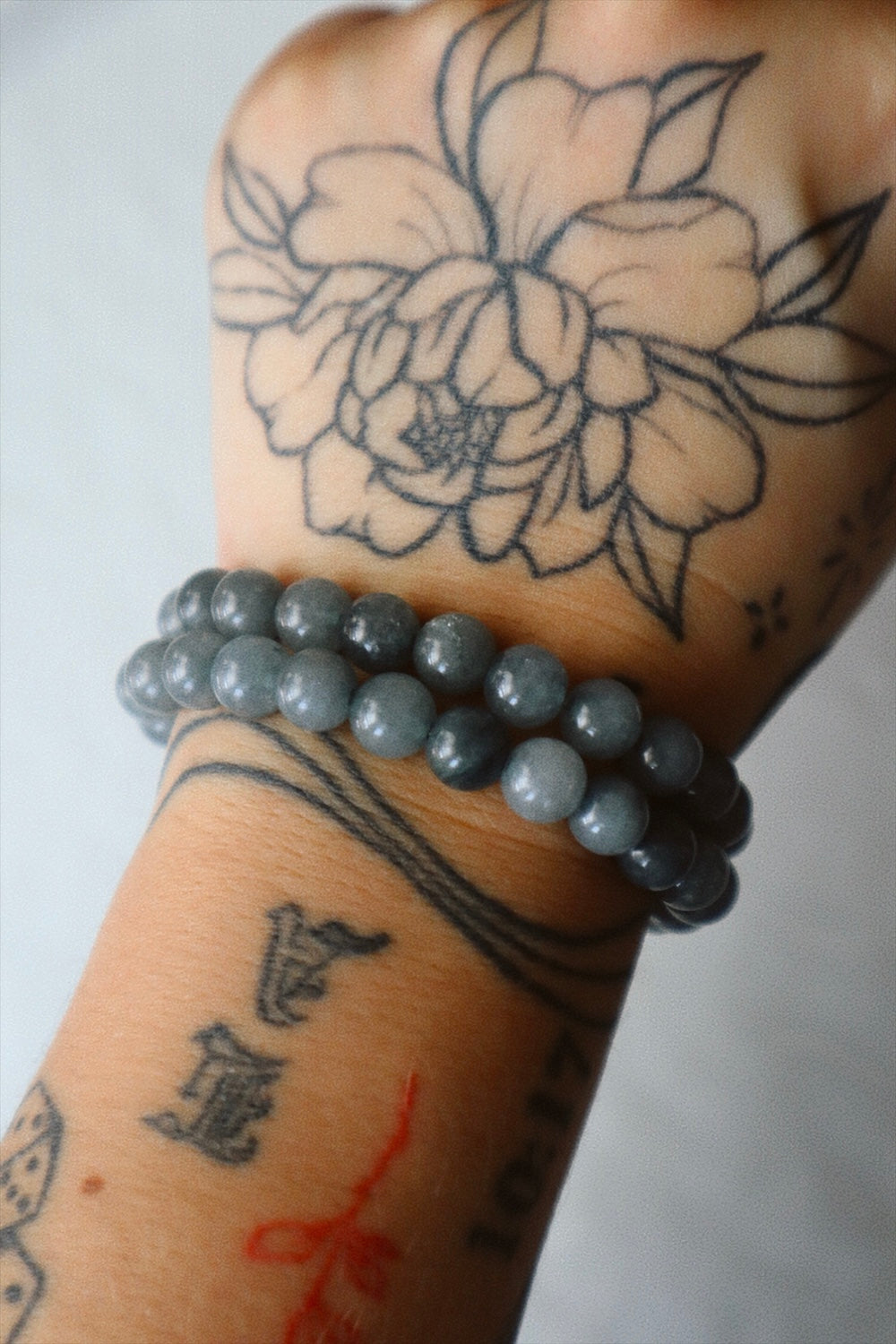 Concrete Faceted Agate