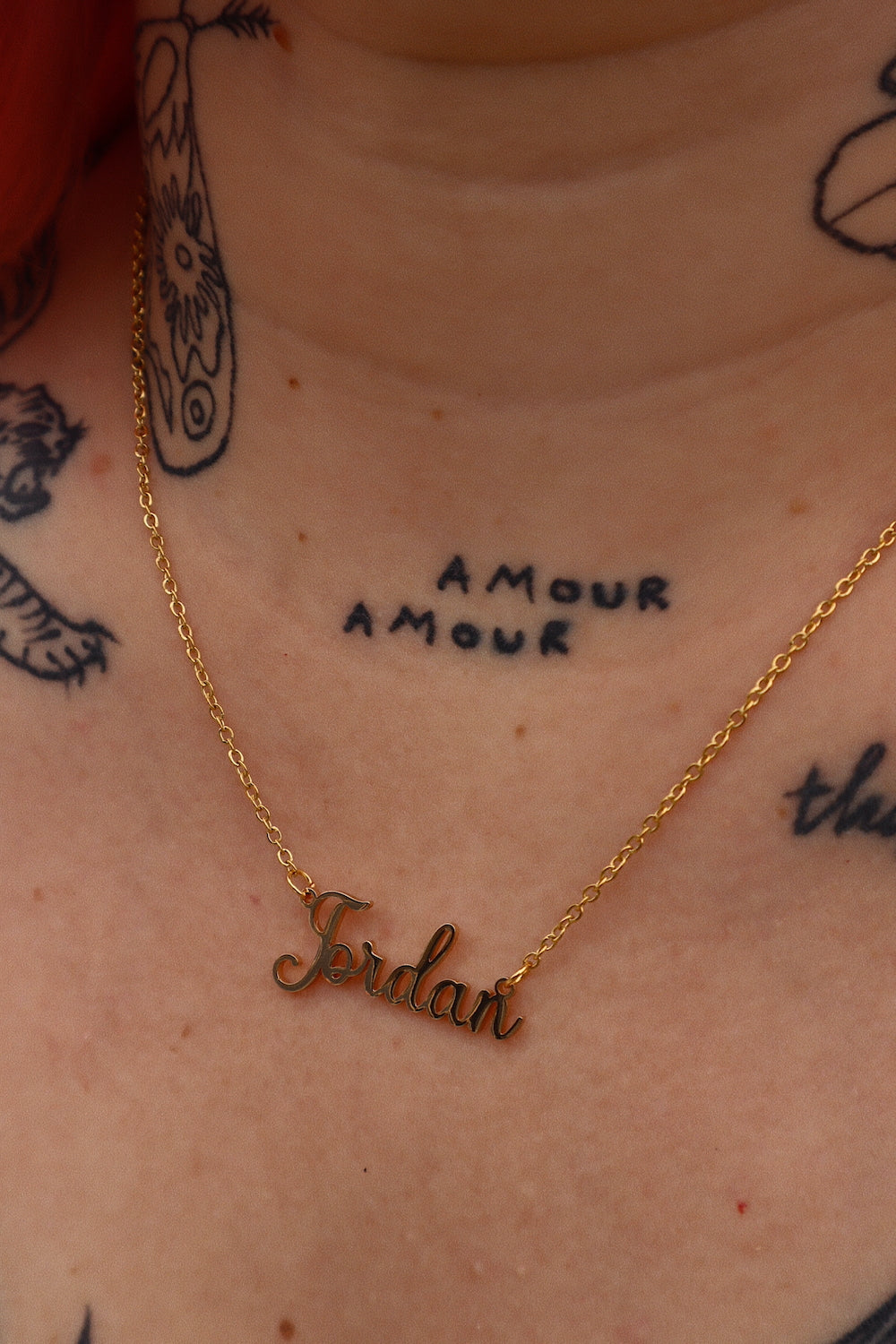 Poppy Custom Namebar Necklace - Amelia Script