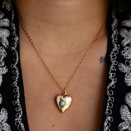 The Bud Locket