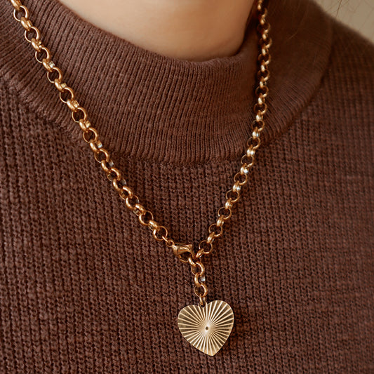 The Townes Vintage Heart Necklace